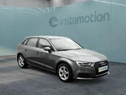 Grau Gebraucht 2020 Audi A3 Sportback Sport Limousine | 21.489 € (Guter Preis)