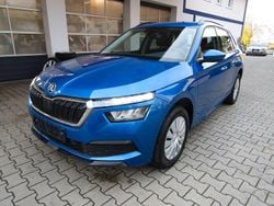 Blau Gebraucht 2022 Skoda Kamiq Active SUV | 15.400 € (Guter Preis)