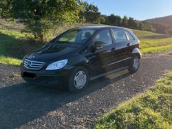 Schwarz Gebraucht 2006 Mercedes B170 Van / Kleinbus | 3.300 € (Teuer)