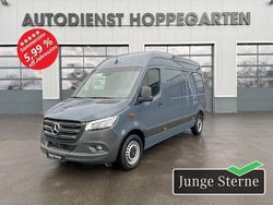 Grau Gebraucht 2024 Mercedes Sprinter Van | 40.317 € (Guter Preis)