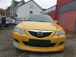 Gelb Gebraucht 2005 Mazda 6 Inclusive Limousine | 1.450 € (Fairer Preis)