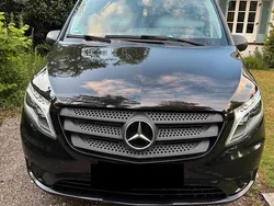 Schwarz Gebraucht 2015 Mercedes Vito Van / Kleinbus | 19.500 €