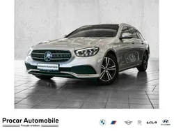 Silber Gebraucht 2022 Mercedes 200 Avantgarde Van / Kleinbus | 37.870 € (Teuer)