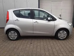 Silber Gebraucht 2010 Opel Agila Edition Kleinwagen | 4.999 € (Fairer Preis)