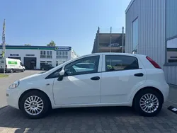 Weiß Gebraucht 2017 Fiat Punto Mystyle Kleinwagen | 4.780 € (Fairer Preis)