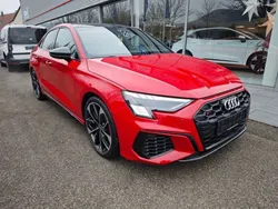 Tangorot metallic Gebraucht 2021 Audi S3 Edition .1 Limousine | 41.900 €