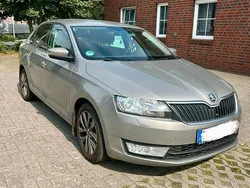 Grau Gebraucht 2016 Skoda Rapid Joy Limousine | 7.990 € (Guter Preis)