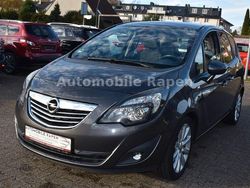 Grau Gebraucht 2010 Opel Meriva Innovation Van / Kleinbus | 2.990 € (Fairer Preis)
