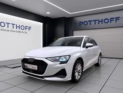 Weiss Gebraucht 2024 Audi A3 Business | 30.750 € (Teuer)