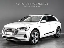 Weiß Gebraucht 2019 Audi e-tron Advanced SUV | 29.900 € (Guter Preis)