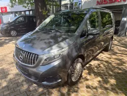 Flintgrau metallic Gebraucht 2016 Mercedes V250 Van / Kleinbus | 29.890 €