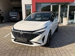 Pearl white / schwarz Neu 2025 Nissan Qashqai SUV | 33.988 € (Guter Preis)