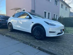 Weiß Gebraucht 2023 Tesla Model Y SUV | 38.000 € (Fairer Preis)