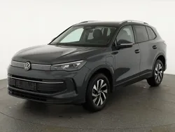 Delfingrau metallic Neu 2025 VW Tiguan Life SUV | 47.495 € (Superpreis)