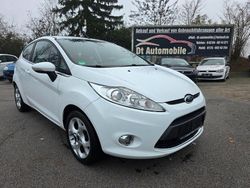 Weiß Gebraucht 2010 Ford Fiesta Titanium Limousine | 3.900 € (Fairer Preis)