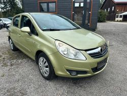 Grün Gebraucht 2007 Opel Corsa Kleinwagen | 850 € (Superpreis)