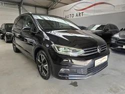 Deep black perleffekt Gebraucht 2020 VW Touran Highline Van / Kleinbus | 26.500 € (Etwas zu teuer)