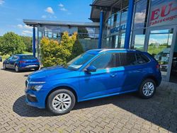 Blau Gebraucht 2024 Skoda Kamiq SUV | 28.990 € (Etwas zu teuer)