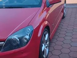 Rot Gebraucht 2008 Opel Astra Cabriolet Cabrio | 3.400 € (Fairer Preis)