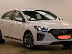 Weiß Gebraucht 2018 Hyundai Ioniq Premium Limousine | 13.499 € (Fairer Preis)