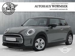 Moonwalk grey Gebraucht 2022 Mini Cooper Hatch Kleinwagen | 20.890 € (Guter Preis)