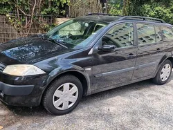 Schwarz Gebraucht 2004 Renault Mégane GrandTour Kombi | 1.100 € (Fairer Preis)