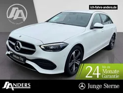 Polarweiss Gebraucht 2023 Mercedes C200 Avantgarde Limousine | 29.784 € (Fairer Preis)