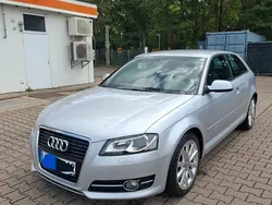 Silber Gebraucht 2011 Audi A3 Ambition Limousine | 9.500 € (Teuer)