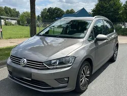Grau Gebraucht 2016 VW Golf Sportsvan Allstar Van / Kleinbus | 11.500 € (Guter Preis)
