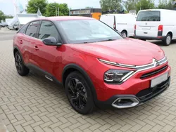 Rot Gebraucht 2023 Citroën e-C4 Shine Limousine | 23.870 € (Etwas zu teuer)