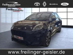 Obsidianschwarz (schwarz) Gebraucht 2022 Ford Puma ST-Line X SUV | 19.490 € (Fairer Preis)