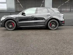Schwarz Gebraucht 2022 Porsche Cayenne SUV | 81.700 €
