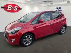 Rot Gebraucht 2017 Hyundai ix20 Van / Kleinbus | 12.990 € (Fairer Preis)