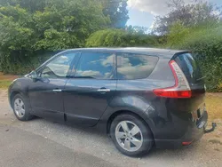 Grau Gebraucht 2009 Renault Grand Scénic III Dynamique Van / Kleinbus | 4.999 € (Etwas zu teuer)