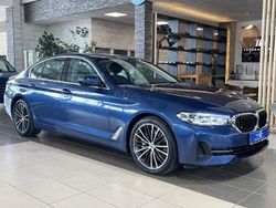Blau phytonicblau metallic (metallic) Gebraucht 2021 BMW 530 Performance Limousine | 33.000 € (Superpreis)