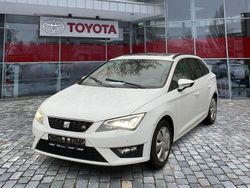 Weiss Gebraucht 2015 Seat Leon | 9.990 € (Guter Preis)