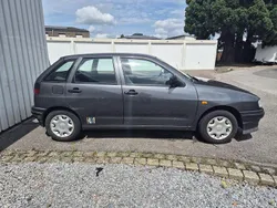 Grau Gebraucht 1996 Seat Ibiza Limousine | 650 € (Guter Preis)