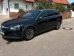 Grün Gebraucht 2015 Opel Insignia Country Tourer Kombi | 7.600 € (Fairer Preis)