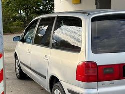 Grau Gebraucht 2003 VW Sharan Van / Kleinbus | 2.500 € (Fairer Preis)