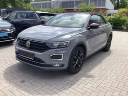 C2 mondsteingrau Gebraucht 2021 VW T-Roc Cabriolet R-line Cabrio | 27.761 € (Fairer Preis)