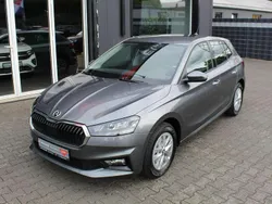 Graphitegrau metallic Neu 2025 Skoda Fabia Selection Limousine | 21.990 € (Guter Preis)