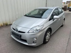 Silber Gebraucht 2010 Toyota Prius Basis Kleinwagen | 7.490 € (Etwas zu teuer)