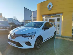 Weiß Gebraucht 2023 Renault Clio V Intens Kleinwagen | 22.990 € (Etwas zu teuer)