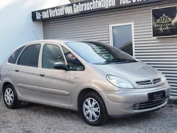 Beige Gebraucht 2003 Citroën Xsara Picasso Tonic Van / Kleinbus | 1.999 € (Fairer Preis)