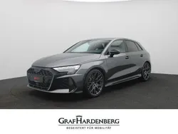 Daytonagrau perleffekt Neu 2025 Audi RS3 Sportback Kleinwagen | 74.333 €