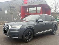 Grau Gebraucht 2017 Audi Q7 S-Line SUV | 18.800 € (Superpreis)