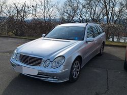 Silber Gebraucht 2006 Mercedes E220 Kombi | 2.200 € (Guter Preis)