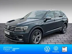 Grün Gebraucht 2020 VW Tiguan Allspace Highline SUV | 32.900 € (Etwas zu teuer)