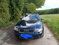 Blau Gebraucht 2004 Audi A4 Ambiente Kombi | 1.299 € (Guter Preis)