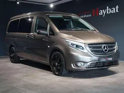Grau Gebraucht 2017 Mercedes V250 Marco Polo Van / Kleinbus | 38.950 €
